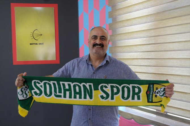 Solhanspor Erkek Voleybol Takımı'nın yeni antrenörü Ahmet Reşat Arığ oldu