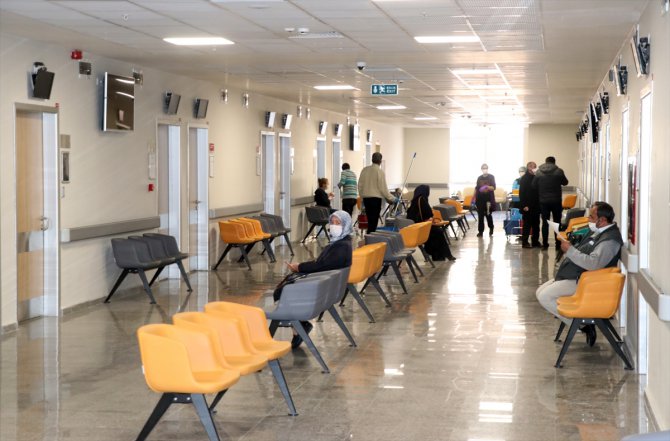 Erzincan'da Kovid-19 nedeniyle randevusuz hasta kabul edilmeyecek
