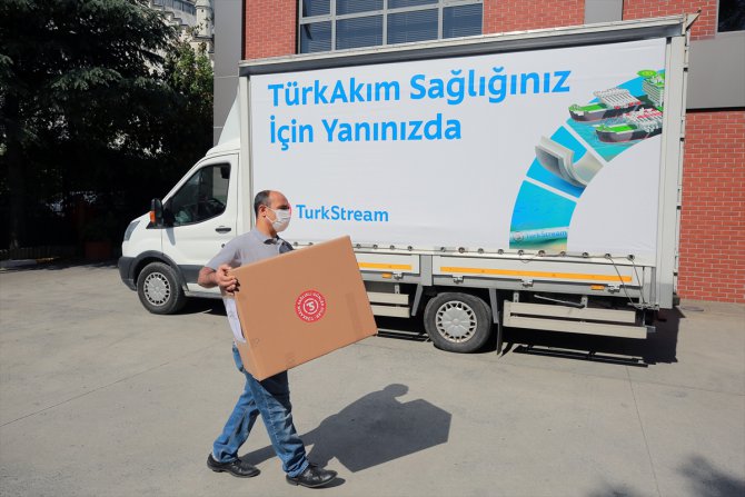 TürkAkım'dan koruyucu sağlık ve temizlik malzemesi yardımı