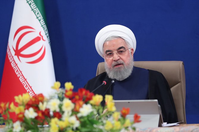 Ruhani: "ABD yaptırımları nedeniyle İran'ın geliri her yıl 50 milyar dolar azaldı"