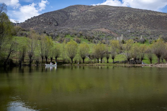 Tarihi Tamzara Mahallesi'nin Silbehan Göleti doğal güzelliğine kavuştu