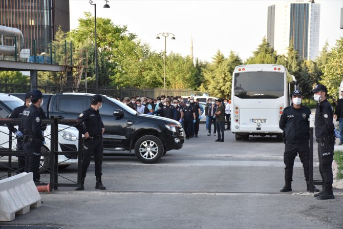 Gaziantep merkezli FETÖ/PDY operasyonunda yakalanan 33 şüpheli adliyede