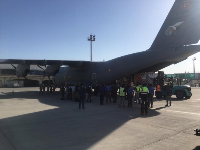 GÜNCELLEME - MSB: Tıbbi yardım malzemesi taşıyan TSK'ye ait uçak Afganistan'a indi