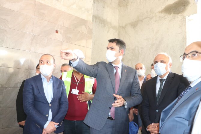 Çevre ve Şehircilik Bakanı Kurum, Trabzon'da incelemelerde bulundu: (2)