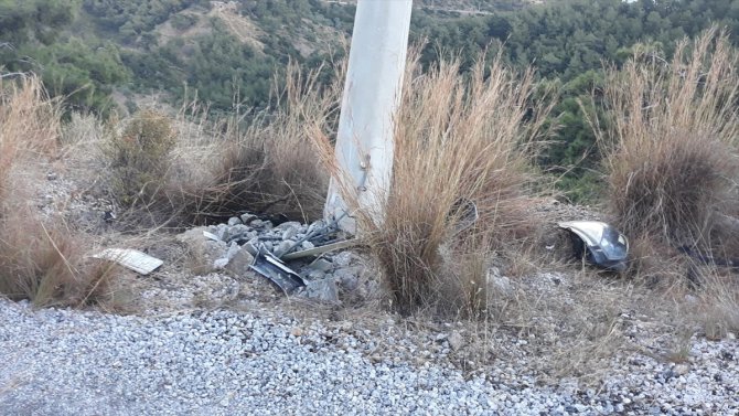 Muğla'da uçuruma yuvarlanan otomobilin sürücüsü öldü