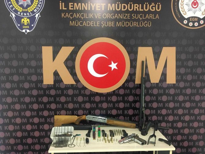 Antalya merkezli silah kaçakçılığı operasyonunda yakalanan 7 şüpheli tutuklandı