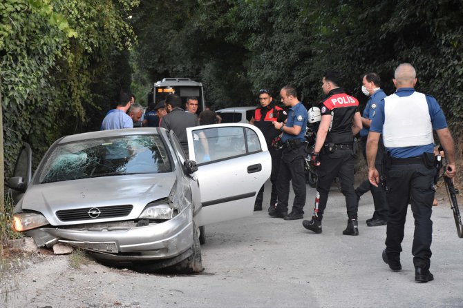 GÜNCELLEME - Cezaevinden kaçarken gasbettiği taksiyle çarptığı 3 kişiyi yaralayan firari yakalandı