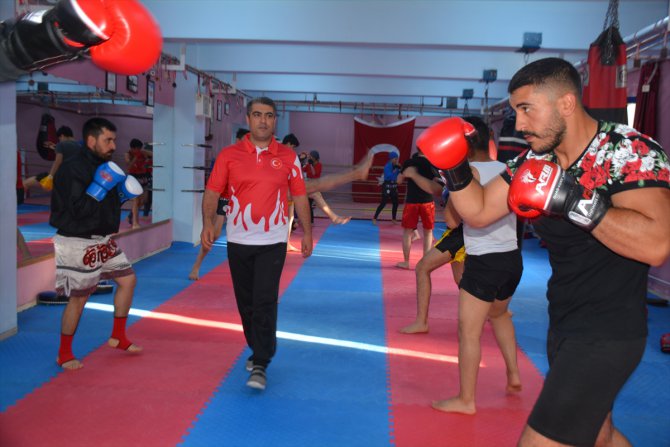 Muaythai ve kick boksta milli sporcular çalışmalara başladı