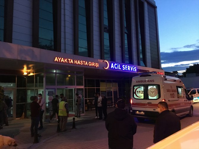 Konya'da gittikleri evde balkondan düşen 3 yaşındaki çocuk ağır yaralandı