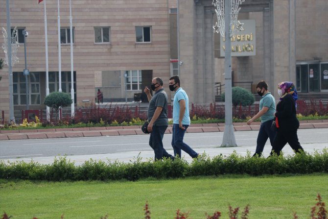 Kayseri'de maskesiz sokağa çıkma yasağı başladı