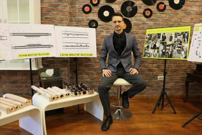 Ukraynalı müzisyen Türk ustaların yaptığı parçalarla "fagot" üretti