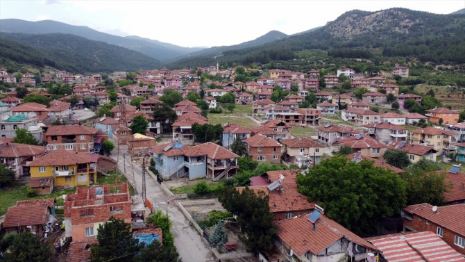 Karabük'te bir köy koronavirüs nedeniyle karantinaya alındı