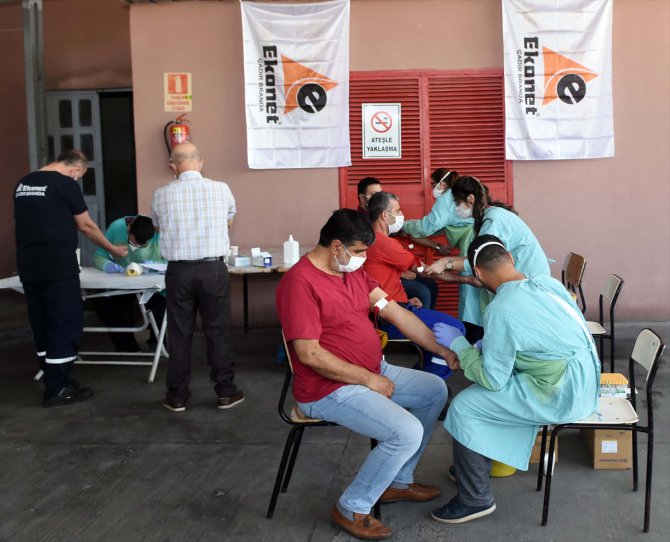 Gaziantep'te firma çalışanlarına antikor temelli Kovid-19 testi yapılıyor