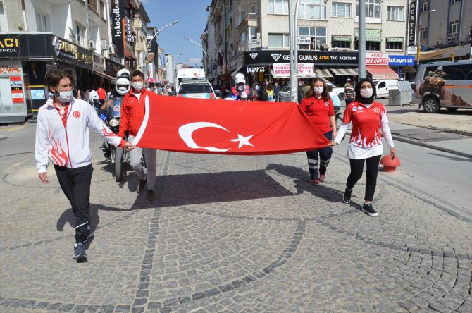 Karaman'da "Pandemi Farkındalık Yürüyüşü" düzenlendi