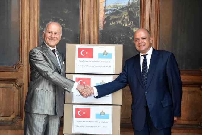 Türkiye'den San Marino'ya "maske" yardımı