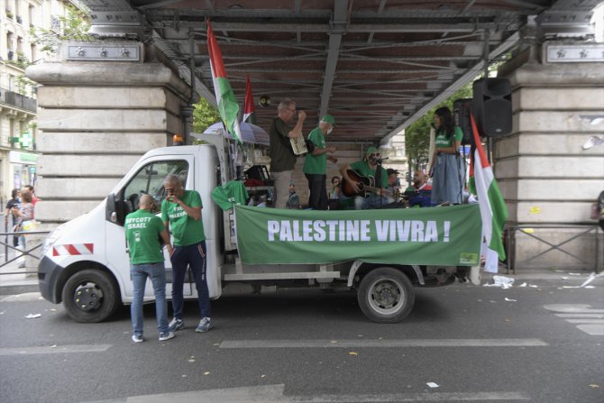 Fransa'da İsrail'in "ilhak" planı protesto edildi