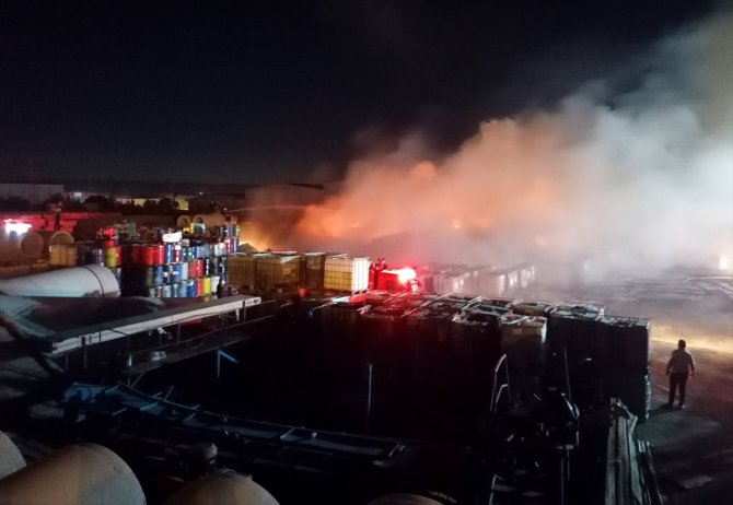 Manisa Organize Sanayi Bölgesinde yangın çıktı