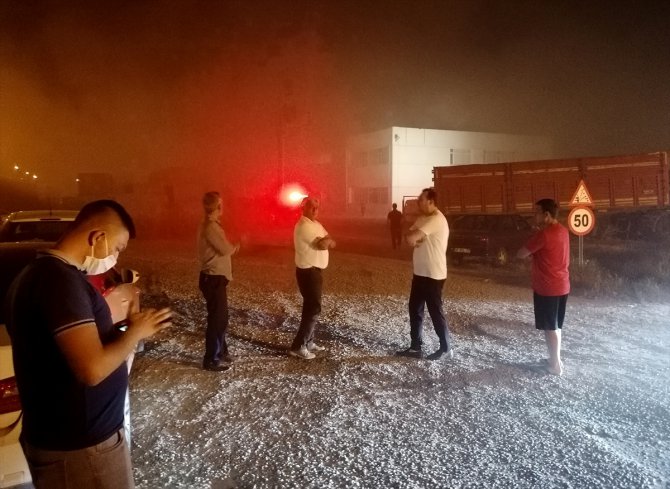 Manisa Organize Sanayi Bölgesinde yangın çıktı