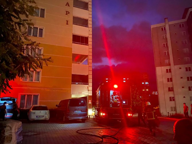 Ordu'da apartmanda çıkan yangında dumandan etkilenen 6 kişi hastaneye kaldırıldı