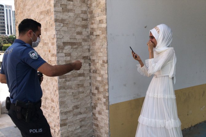 Adana'da ailesinin zorla evlendirmek istediği iddia edilen genç kızı polis kurtardı