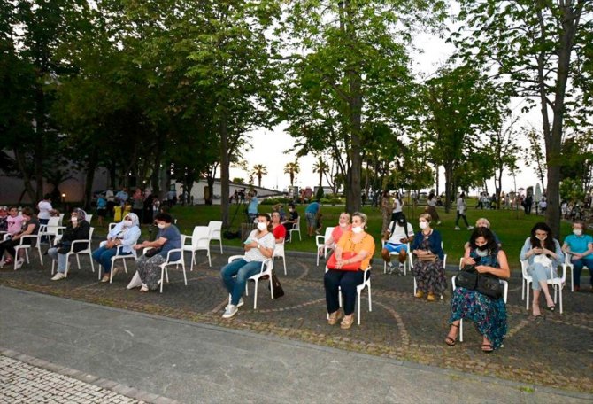 Samsun'da sosyal mesafeli açık hava konseri gerçekleştirildi