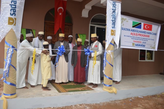 Tanzanya'da Sultan Abdülhamit Han Camisi ibadete açıldı