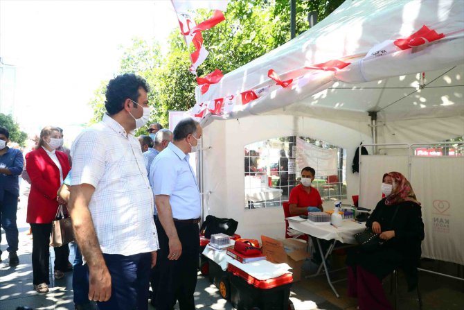 Bağcılar halkından "Kan ver can ver" kampanyasına destek
