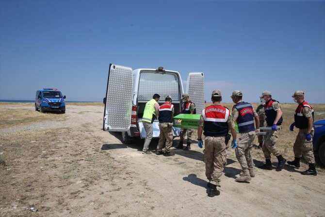 Van Gölü'nde kaybolan tekneyi arama çalışmalarında 1 kişinin daha cesedine ulaşıldı