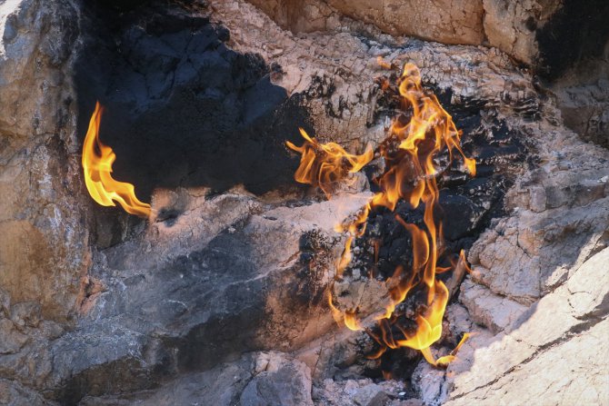 Amanoslar'ın "yanan taşları" turizme kazandırılacak