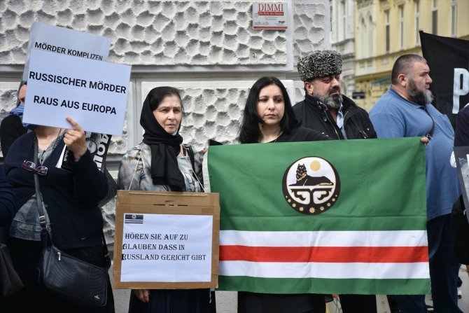 Avusturya'da öldürülen Çeçen muhalif nedeniyle Rusya protesto edildi
