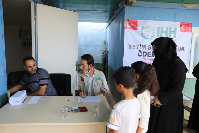 İHH Suriye'de yetim ve öksüzlere yardımlarını sürdürüyor