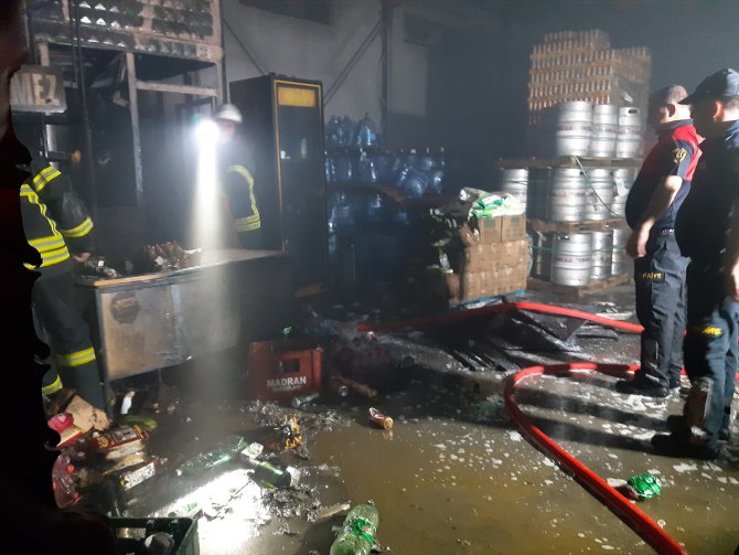 Aydın'da gıda toptancı deposunda yangın