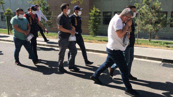GÜNCELLEME - Gaziantep'teki yasa dışı bahis operasyonunda yakalanan zanlılardan 4'ü tutuklandıADLİ SÜREÇ EKLENDİ