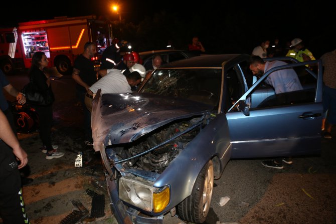 Ordu'da iki otomobil çarpıştı: 6 yaralı