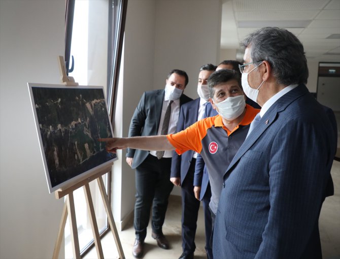 AK Parti Genel Başkan Yardımcısı Hayati Yazıcı'dan "çoklu baro düzenlemesi" açıklaması:
