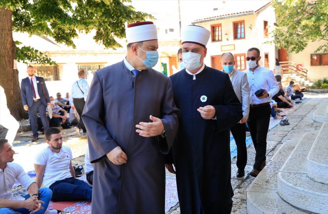 Bosna Hersek camilerinde "Srebrenitsa" hutbesi