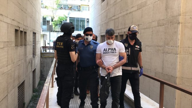 Bursa'da suç örgütü operasyonunda gözaltına alınan 9 şüpheli adliyeye sevk edildi