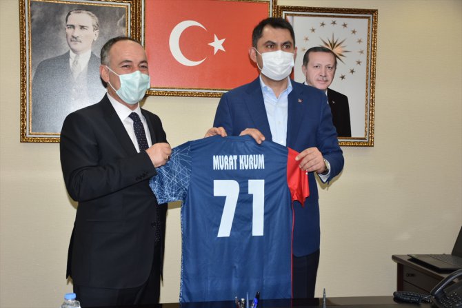 Çevre ve Şehircilik Bakanı Kurum, Kırıkkale Belediyesini ziyaret etti: