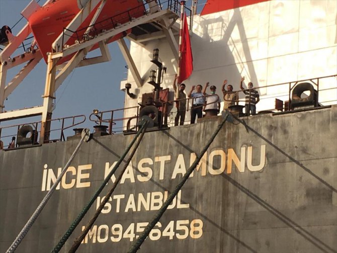 Eritre'de gözaltına alınan Türk denizcilerden 2'si yurda dönüyor