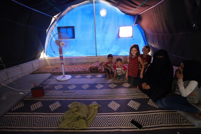 Suriye kamplarındaki sivilleri açlık korkusu sardı