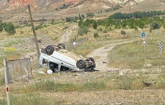 Erzurum'daki trafik kazasında biri çocuk 3 kişi yaralandı