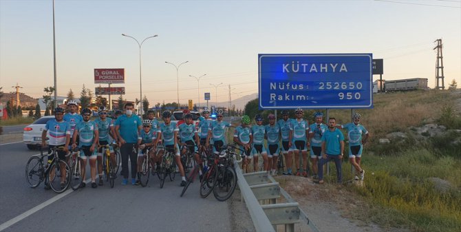Ömer Halisdemir 4. Ulusal Bisiklet Turu'na katılanlar Kütahya'ya ulaştı