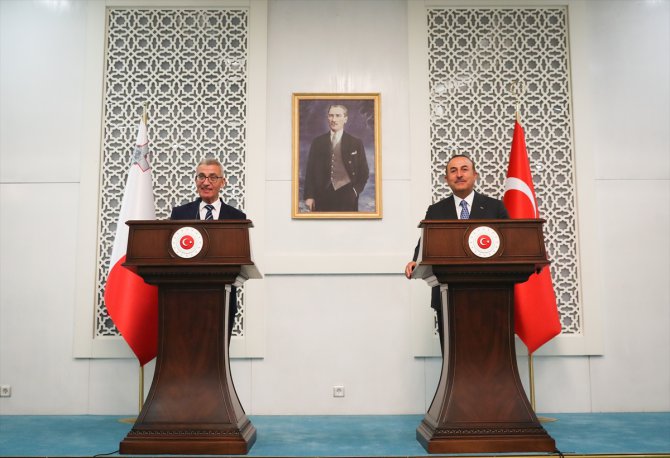 Malta Dışişleri Bakanı Bartolo, Çavuşoğlu ile ortak basın toplantısı düzenledi: