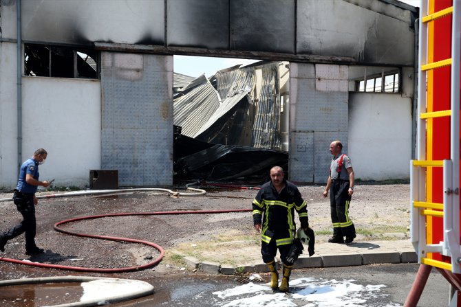 Kayseri'de ambalaj fabrikasında çıkan yangın zarara neden oldu