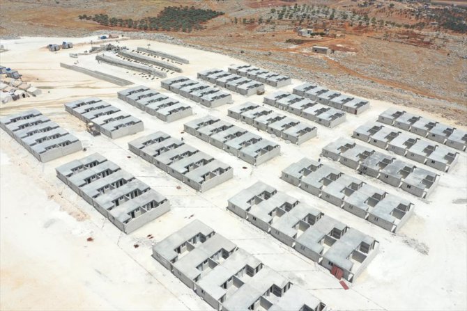 Beşir Derneğinin İdlib'de inşa ettirdiği 180 evin yapımı tamamlandı