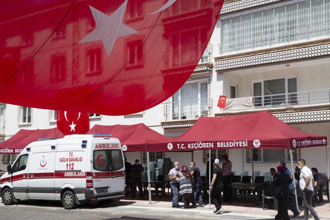 Van'da düşen keşif uçağında şehit olan polis memuru Mustafa Keskin'in ailesine acı haber verildi