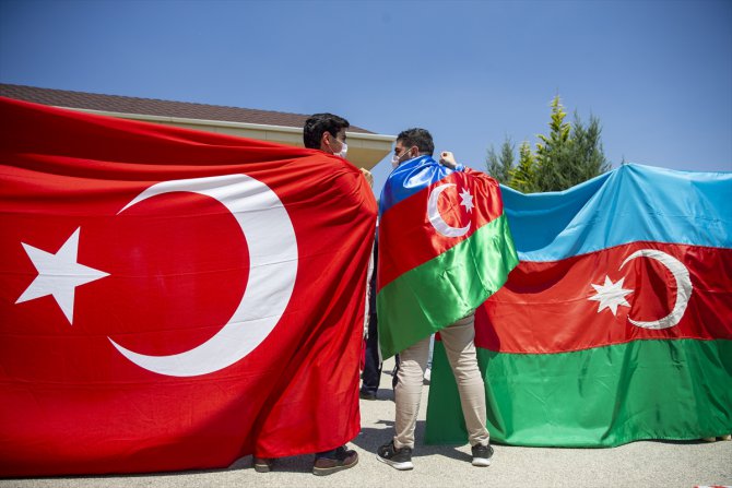 Başkentte, Ermenistan'ın Azerbaycan'a yönelik saldırılarına tepki