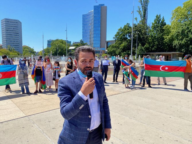 İsviçre'de BM Cenevre Ofisi önünde Ermenistan'ın saldırıları protesto edildi