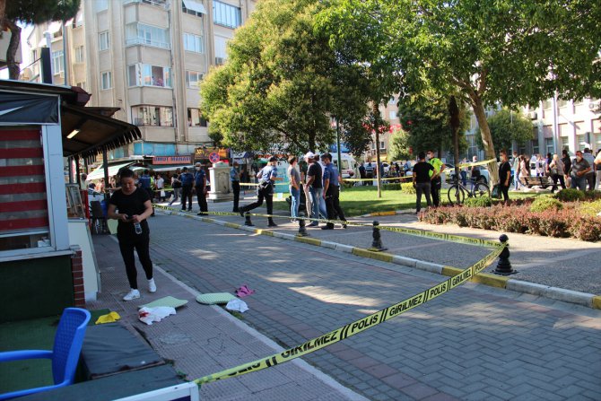 Balıkesir'de kafede silahlı saldırı: 2 yaralı