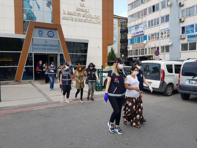İstanbul'dan Kocaeli'ye gelerek hırsızlık yaptıkları öne sürülen 6 şüpheli yakalandı